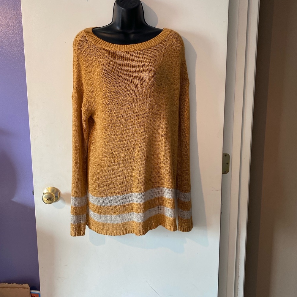 Easel Mustard and White Striped Sweater Relaxed Fit Size Medium